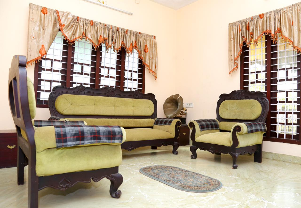 Daffodils Homestay Alappuzha Luaran gambar